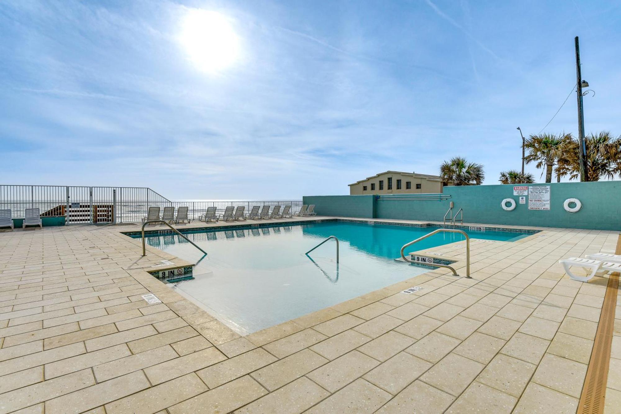 Updated Daytona Beach Oceanfront Studio! Buitenkant foto