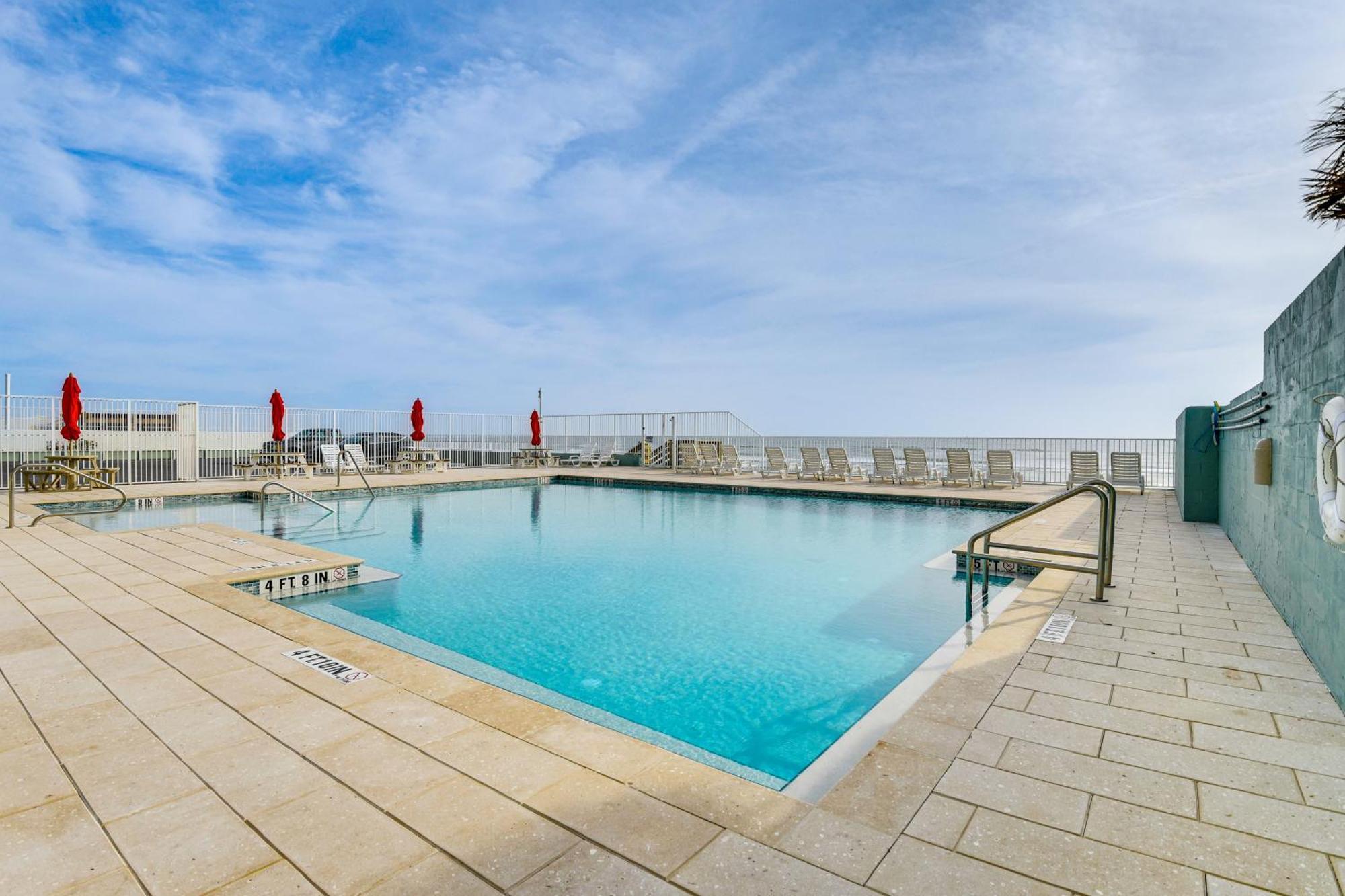 Updated Daytona Beach Oceanfront Studio! Buitenkant foto