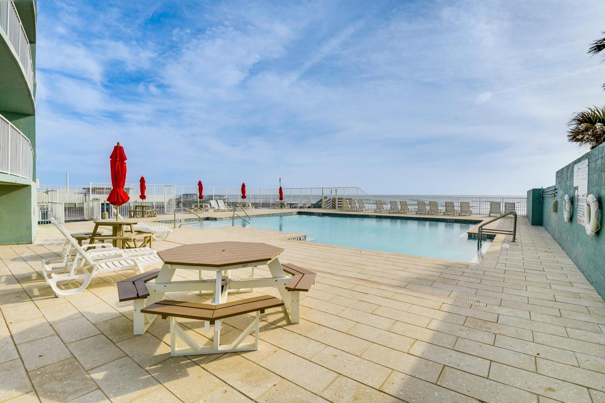 Updated Daytona Beach Oceanfront Studio! Buitenkant foto